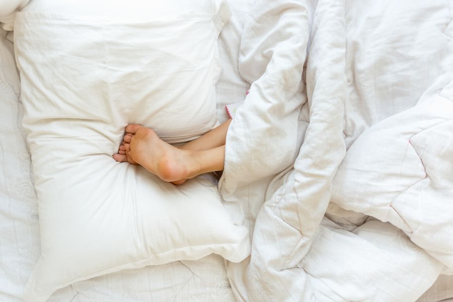 How to Break Up with Your Old Pillow (Guilt-Free!)