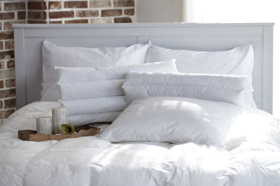 Goose Down Pillow Care Mistakes to Avoid: Expert Tips for Maintaining Your Pillow