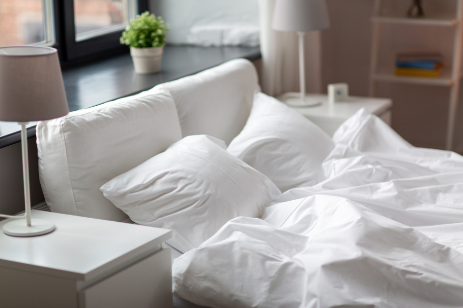 The Ultimate Guide to Pillow Cases: How Fabric Affects Comfort and Sleep