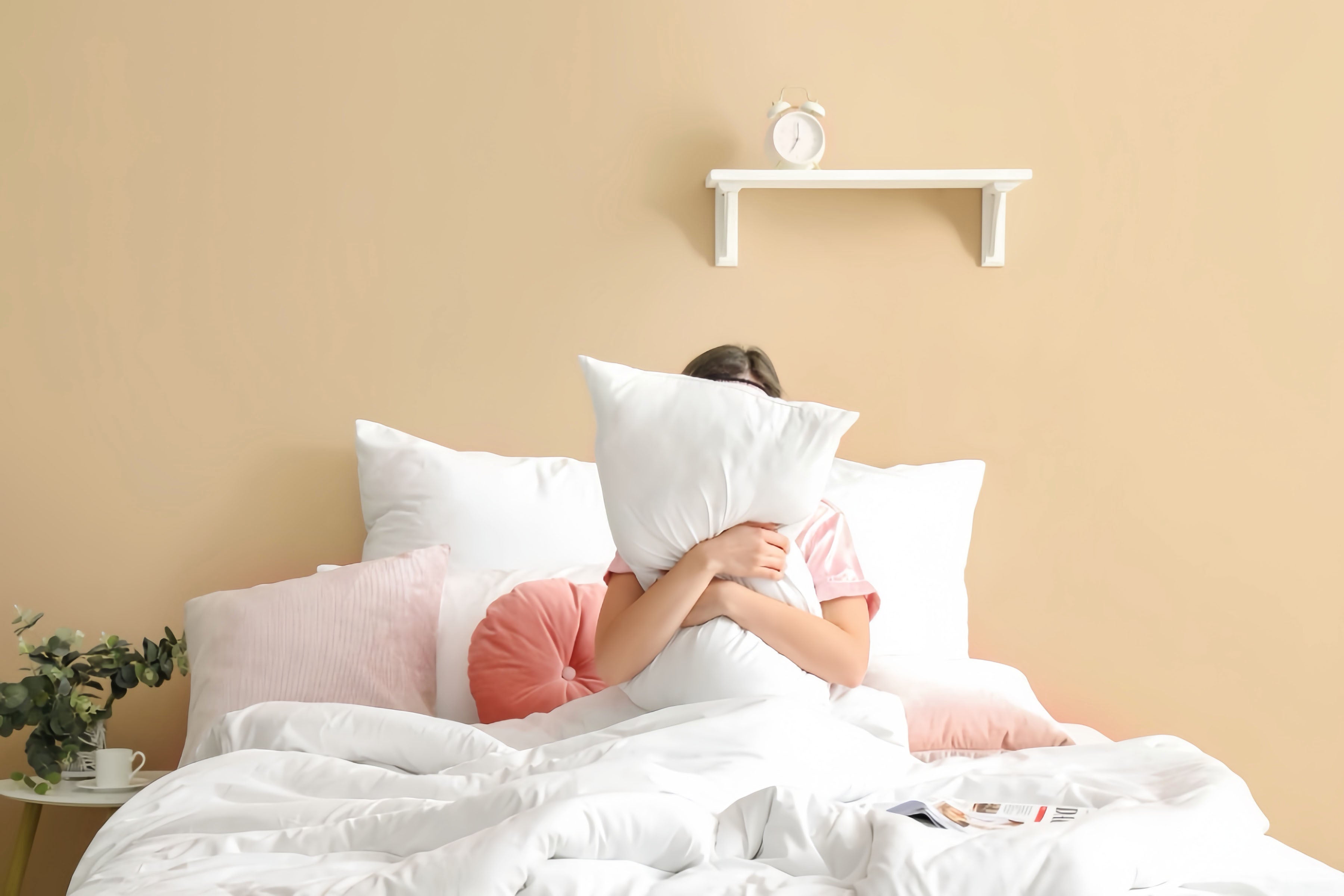 Sleep Better and Feel Calmer: How the Right Pillow Supports Mental Wellness