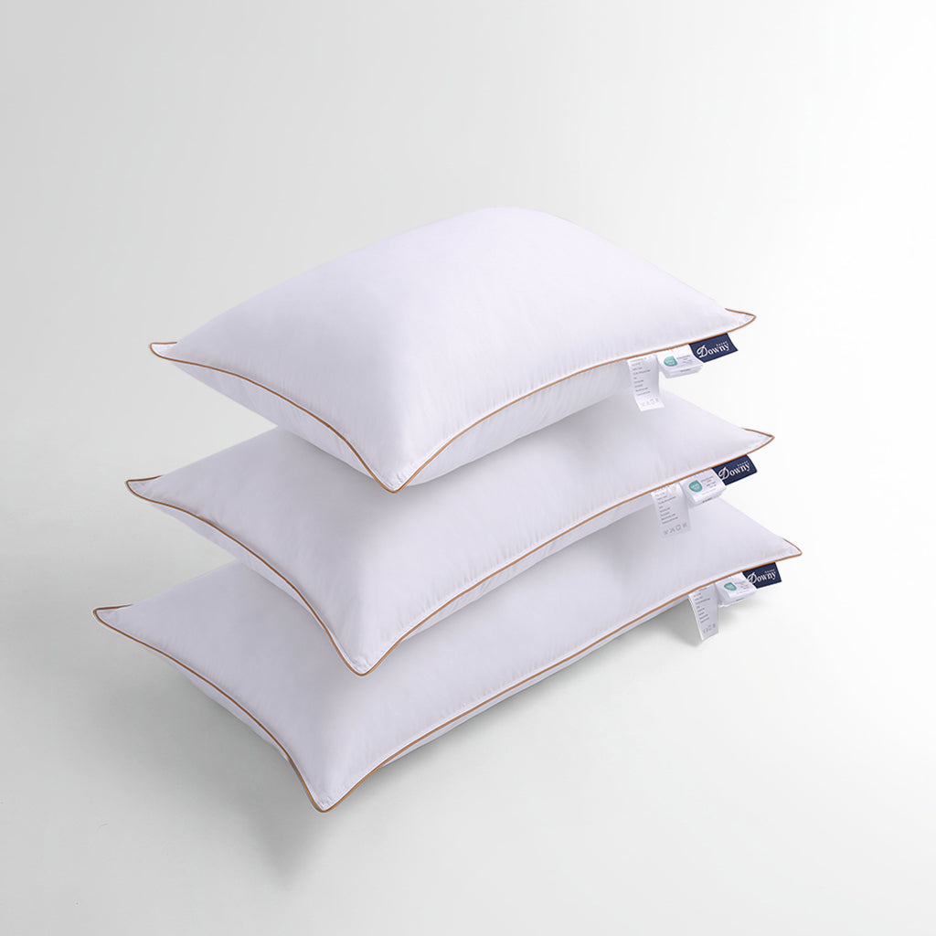 Supreme Hotel Goose Down Pillow